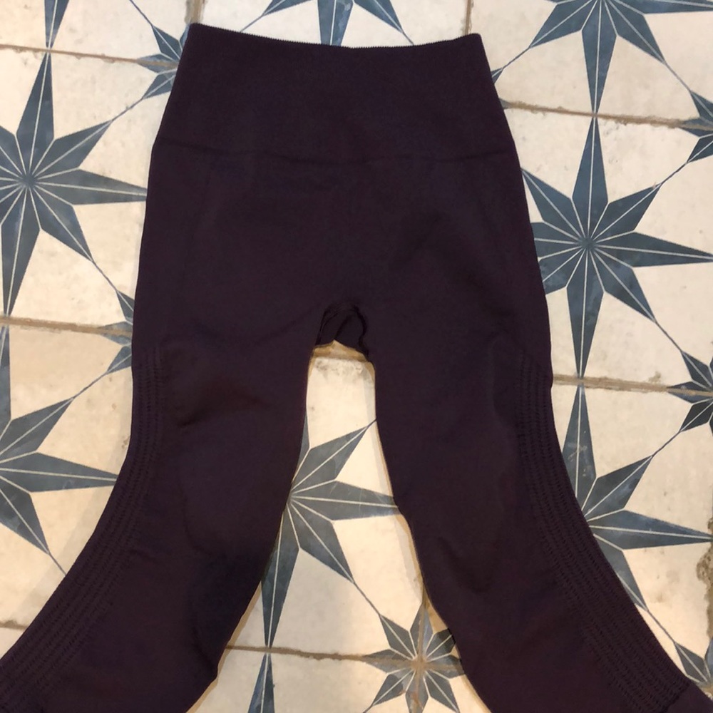 Lululemon Flow and Go Crop